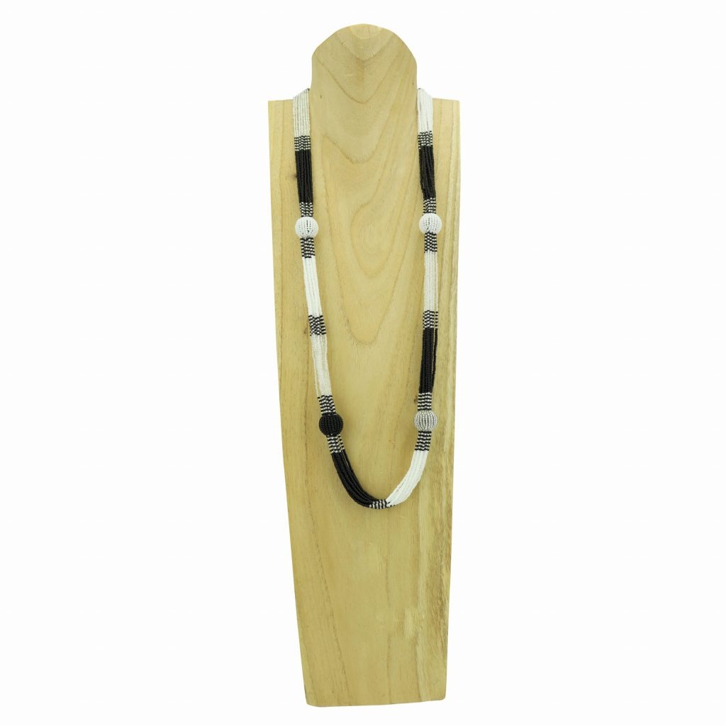 BLACK SILVER WHITE MASSAI NECKLACE