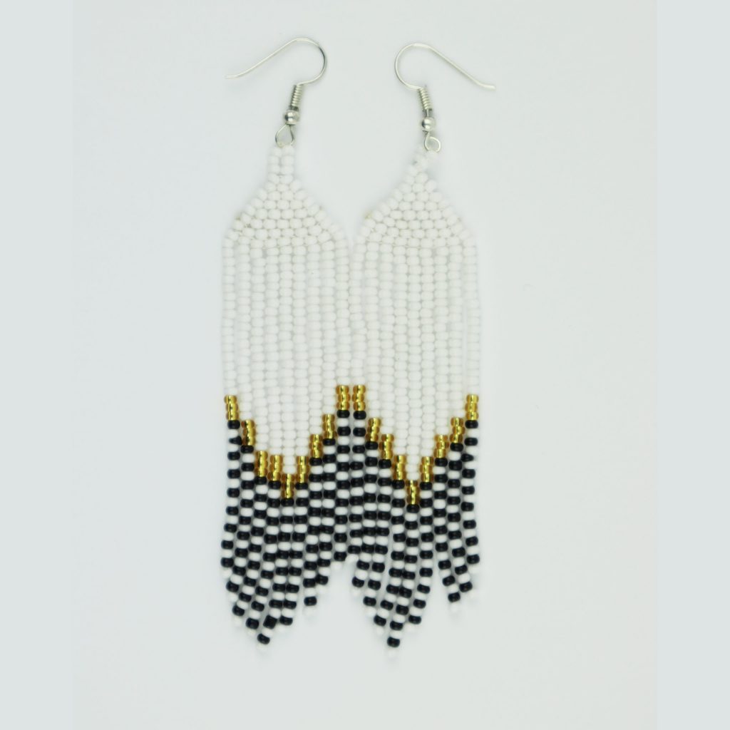 BOUCLES D'OREILLES MASSAI LOSANGE BLANC DORE
