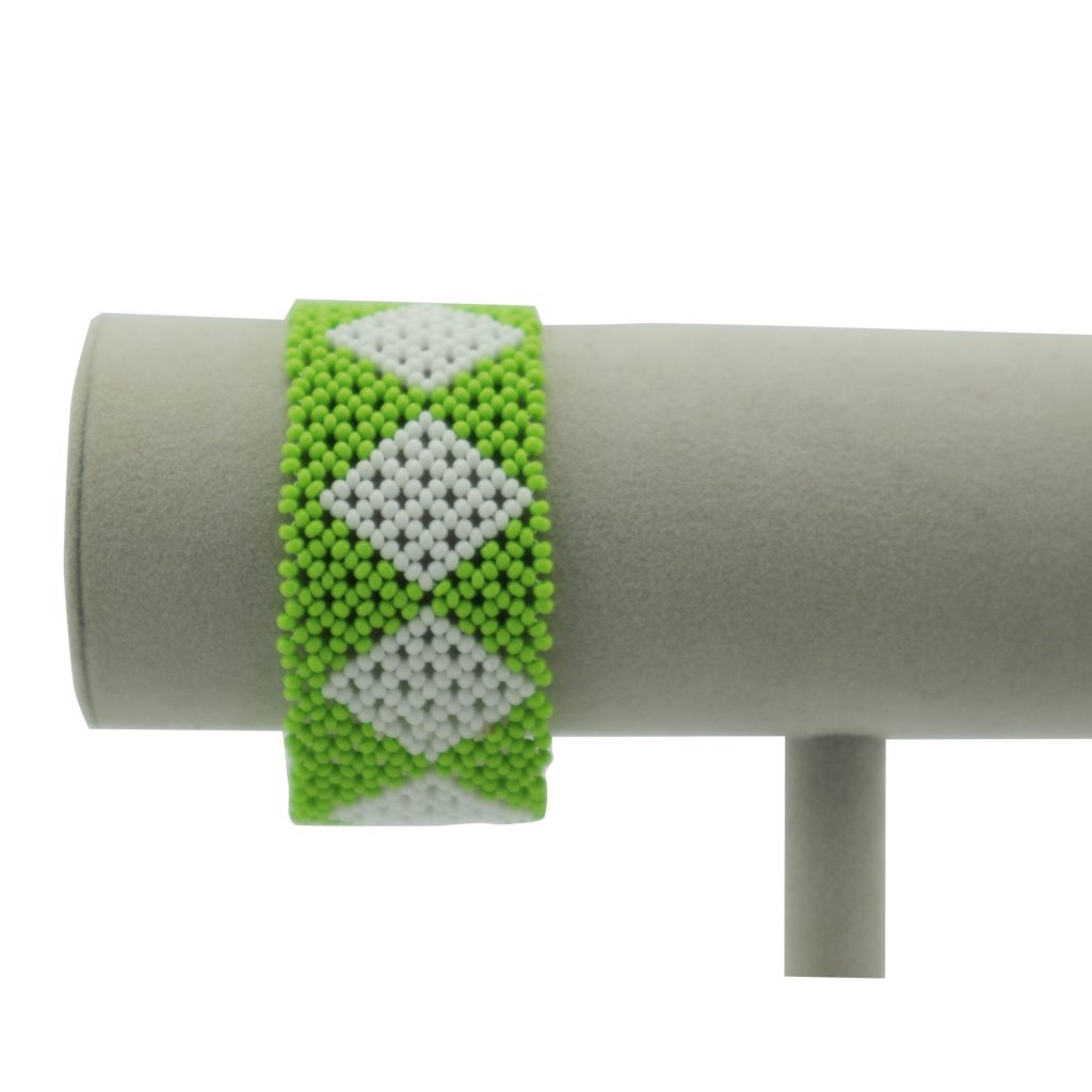 MASSAI WHITE GREEN BRACELET