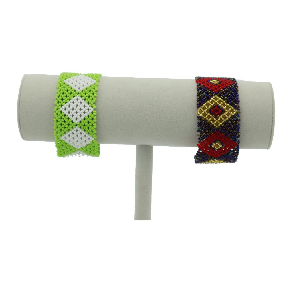 MASSAI WHITE GREEN BRACELET - Image 3