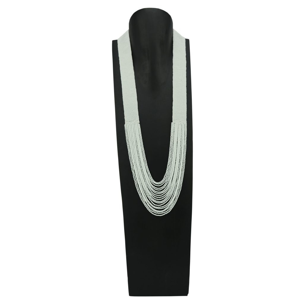 Collier massaï blanc
