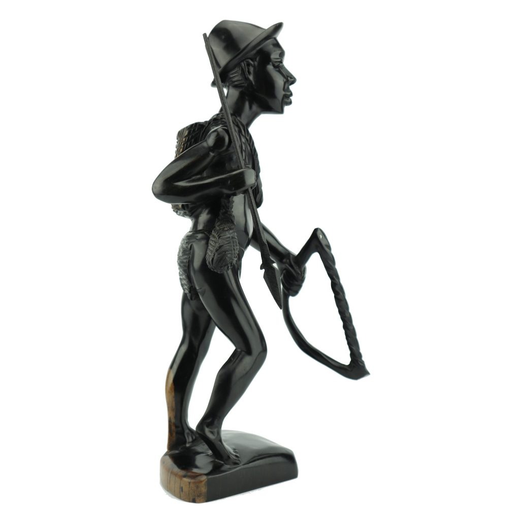 AFRICAN HUNTER STATUETTE - Image 3
