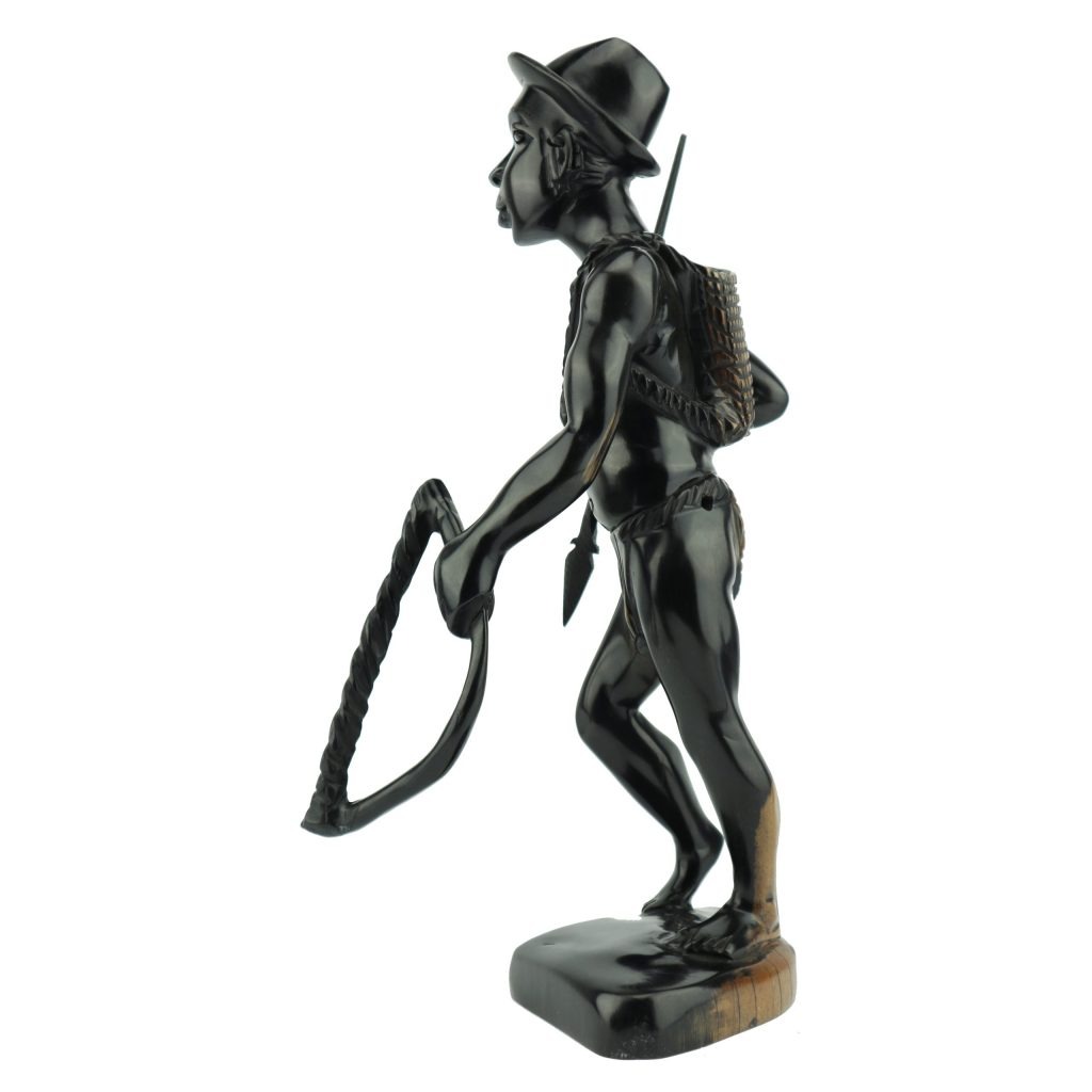 AFRICAN HUNTER STATUETTE - Image 5