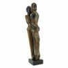 STATUETTE OF A LOVING COUPLE - Image 3