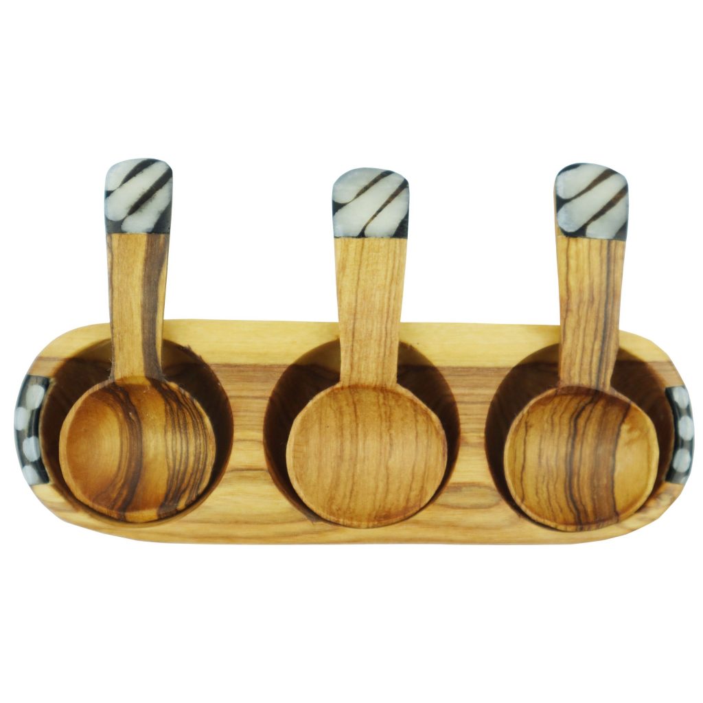 TRIO OF MINI OLIVE WOOD BOWLS WITH SPOONS