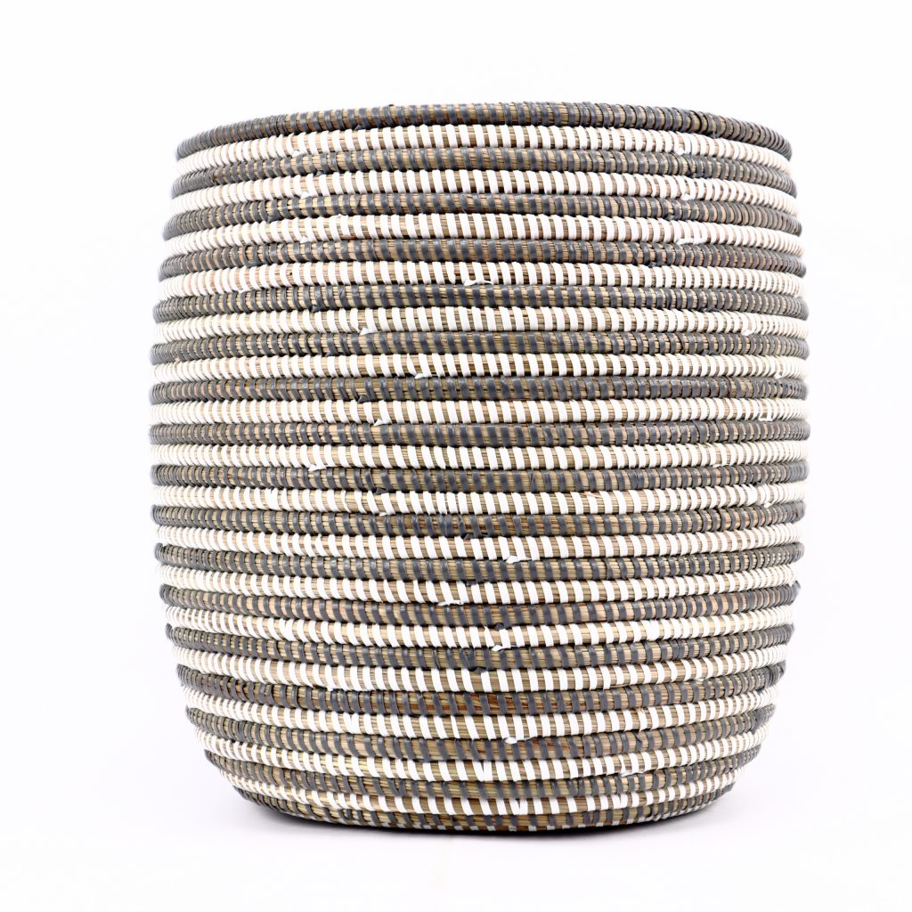 OVAL WHITE GREY AFRICAN BASKET S