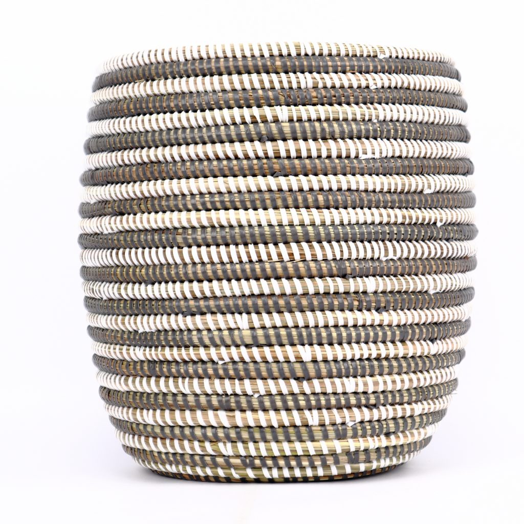 Petit panier africain oval blanc gris XS