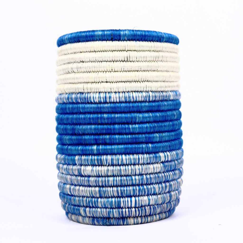 AFRICAN WOVEN POT MIX OF BLU WHITE