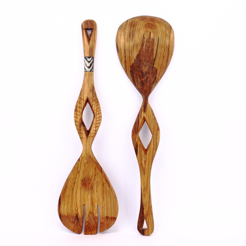 COUVERTS A SALADE EN BOIS D'OLIVIER MOTIF LOSANGE AVEC OS – Image 3