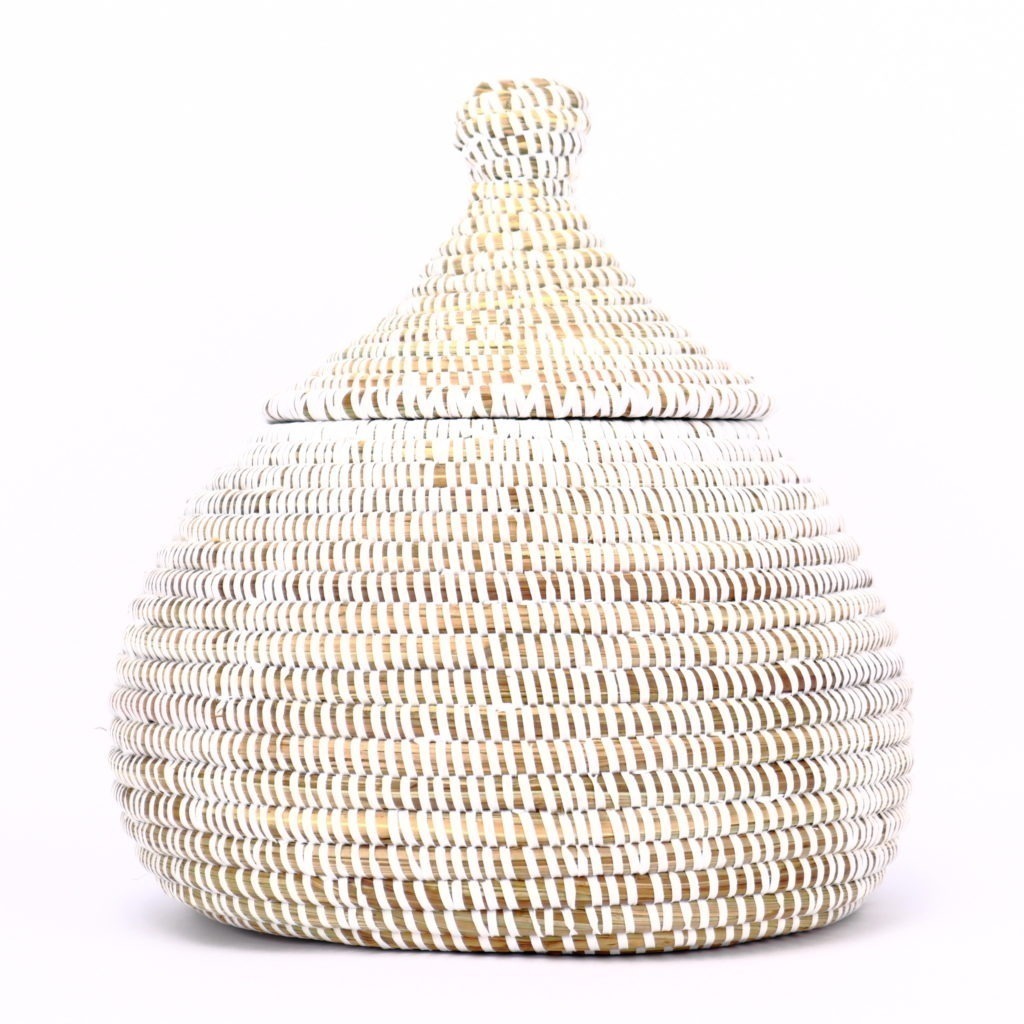 SMALL WHITE ROUND SENEGALESE BASKET