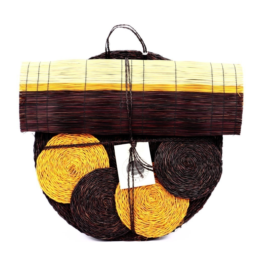 BROWN ORANGE WOVEN TABLE SET