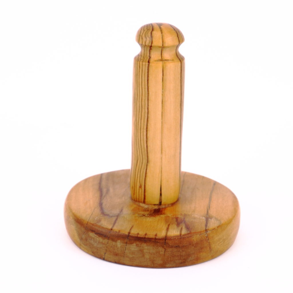OLIVE WOOD PAPER TOWEL SUPPORT