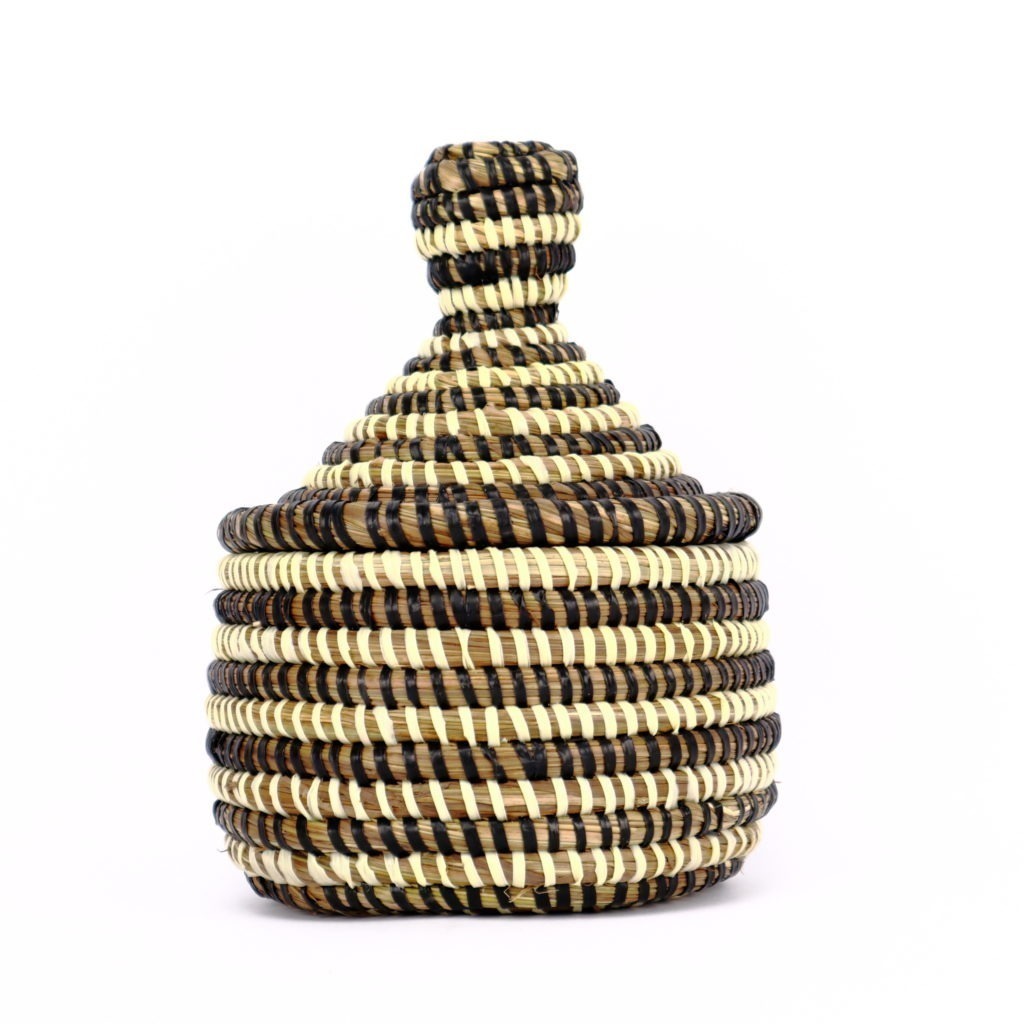 SMALL BLACK CREAM SENEGALESE BASKET XXS