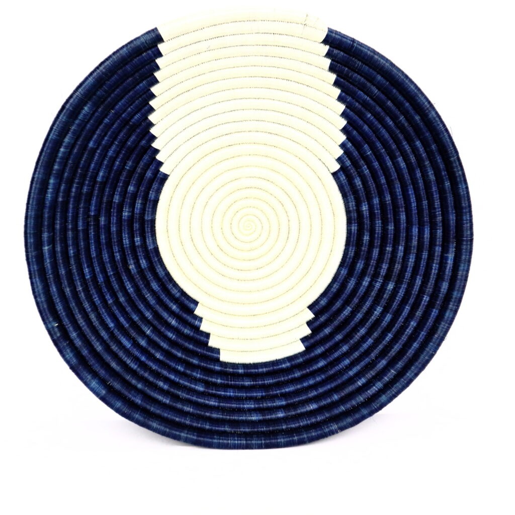 Panier africain tissé mix de bleu blanc #1