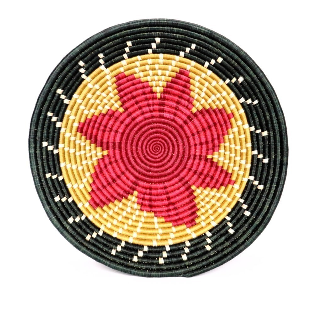 Panier africain tissé vert beige fleur rouge #1