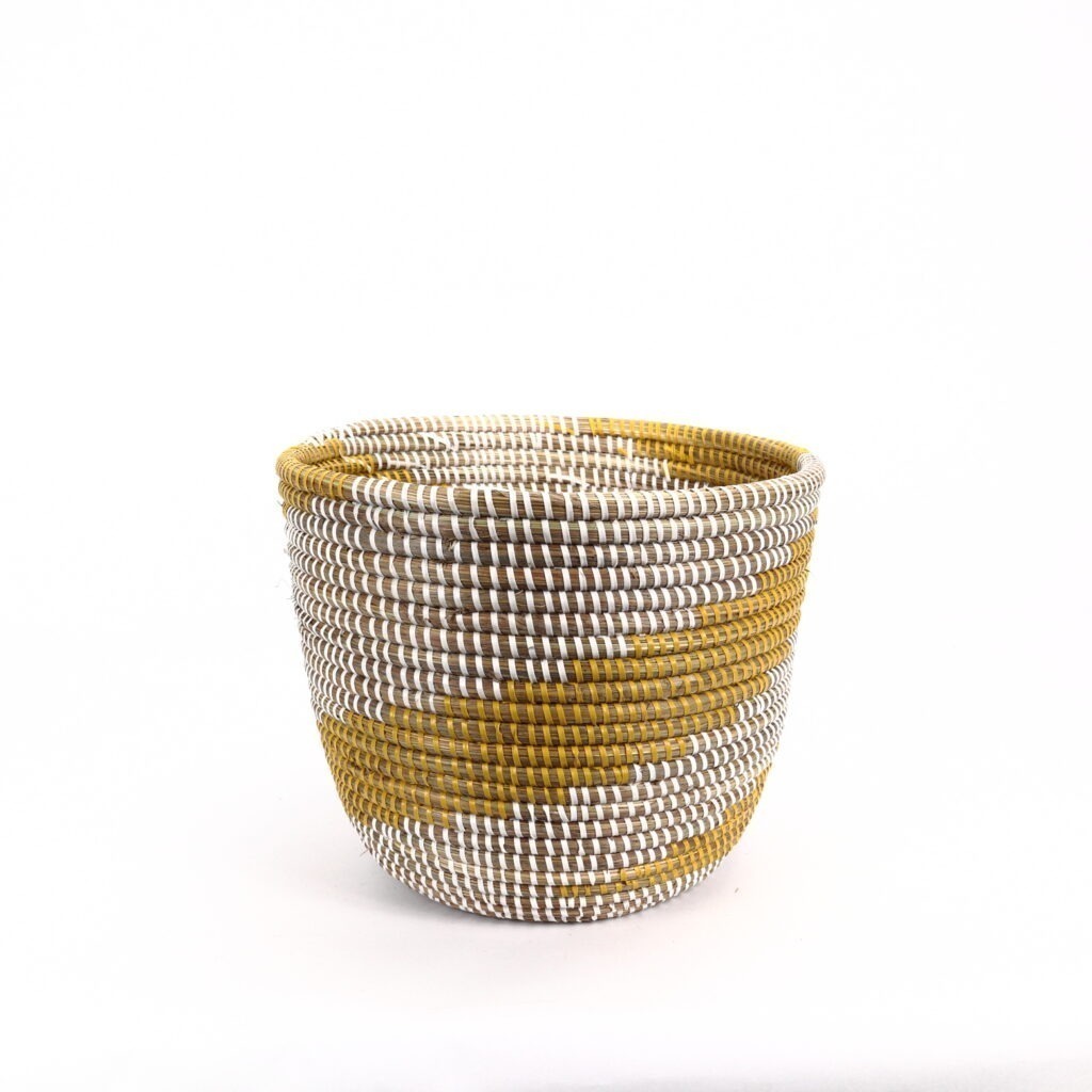 Petit panier africain blanc jaune spirales XS
