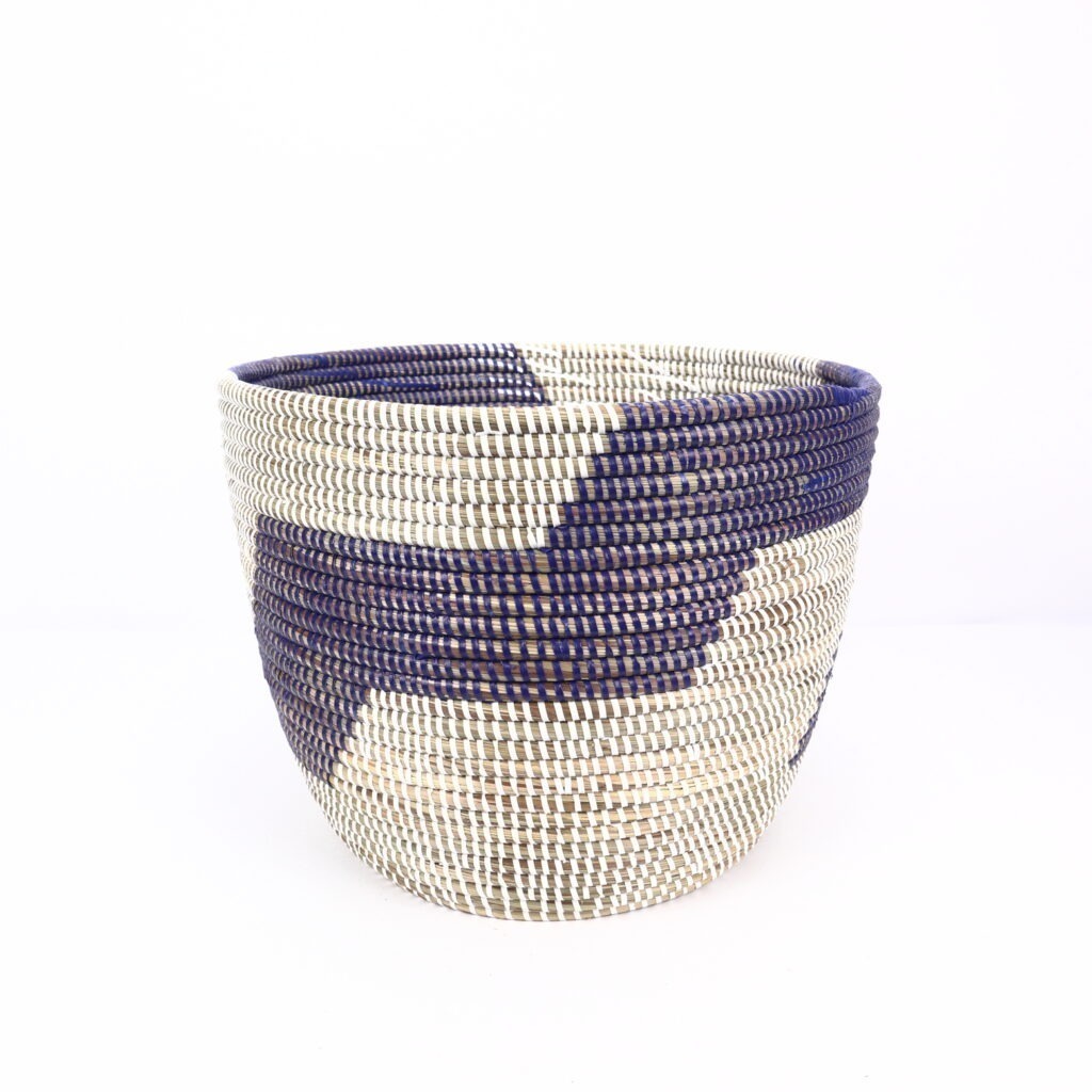 Panier africain moyen blanc motif bleu S #1